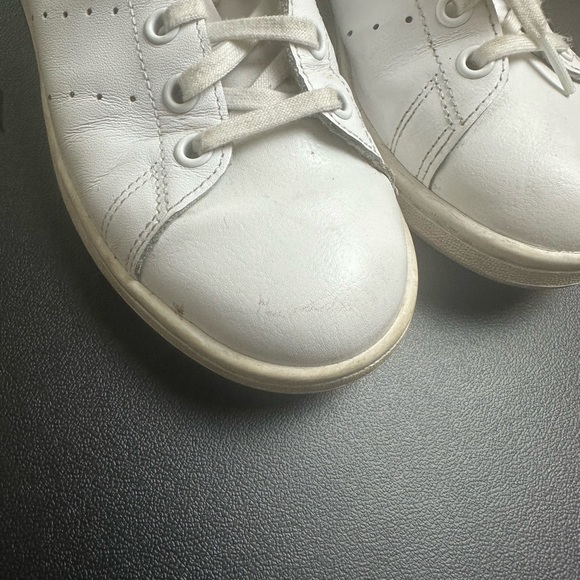 Adidas Stan Smith Shoes - Picture 8 of 15